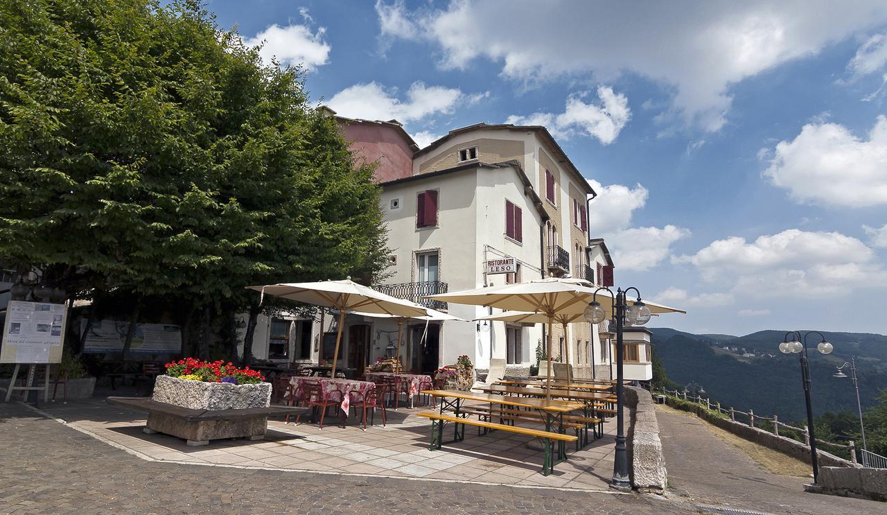 Albergo Ristorante Leso ボスコ・キエザヌオーヴァ エクステリア 写真