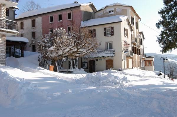 Albergo Ristorante Leso ボスコ・キエザヌオーヴァ エクステリア 写真
